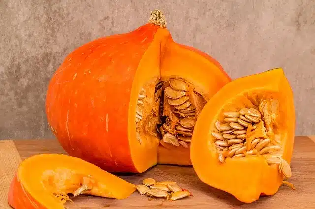 En este momento estás viendo Dulce de Calabaza con Piloncillo: Un Clásico del Día de Muertos